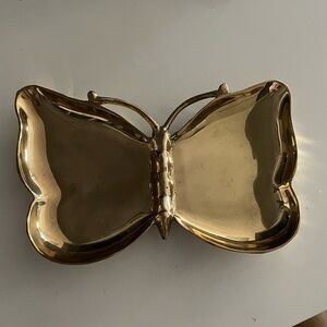 Butterfly plate